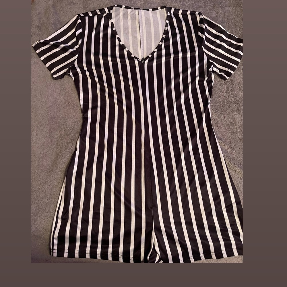 Black and white stripes romper size M